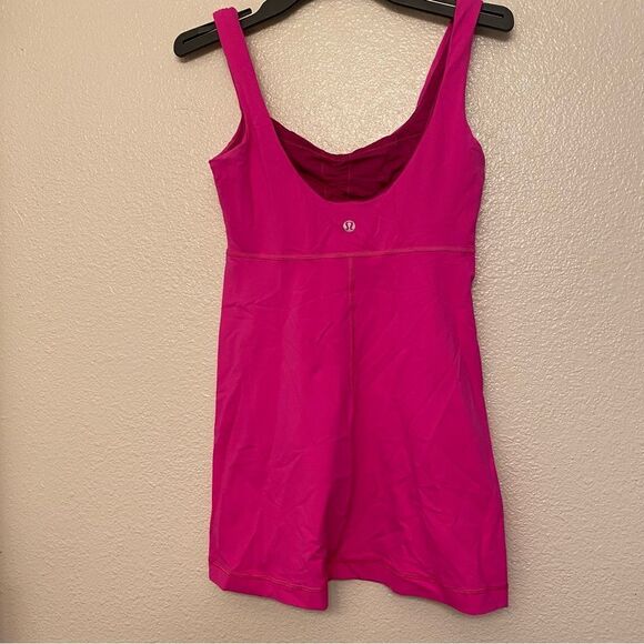 Lululemon Aria Tank II Raspberry hot pink work out tank top  Barbiecore size 4 - Picture 3 of 10